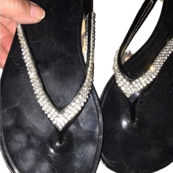 EASOS GEAL size 9,5 jelly flip flops rhinestones few stones missing 🆓 - Picture 4 of 9